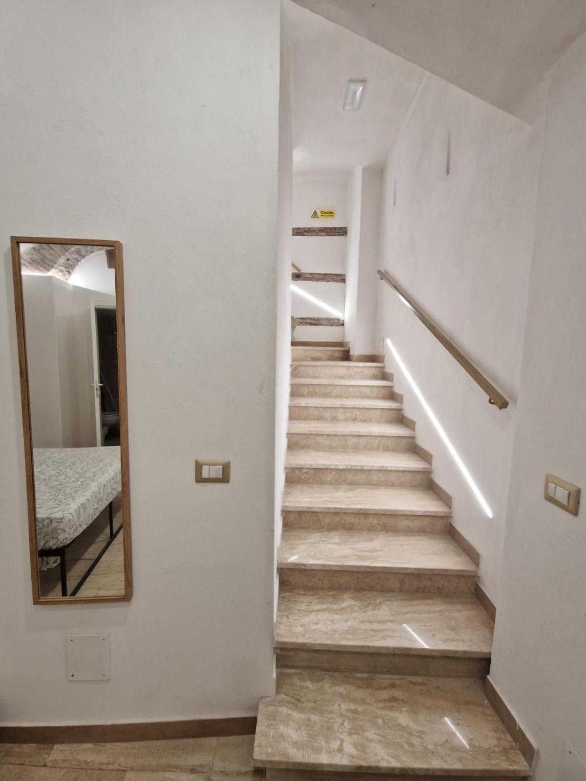 The Love Basement Roma Exterior foto